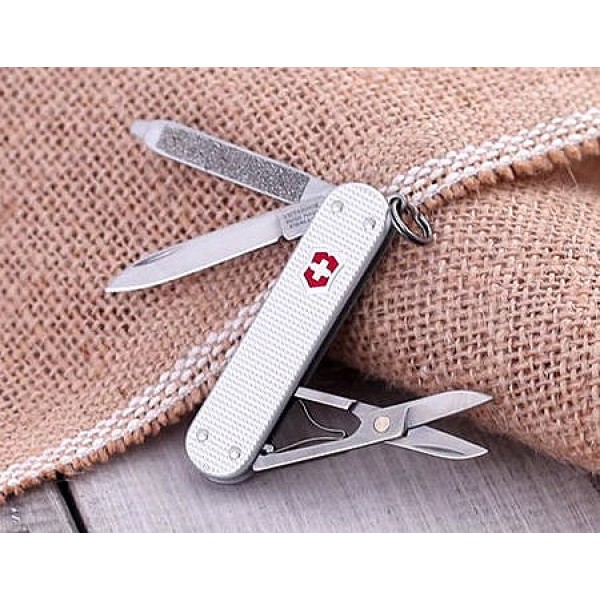 Складаний ніж Victorinox Classic Alox 0.6221.26