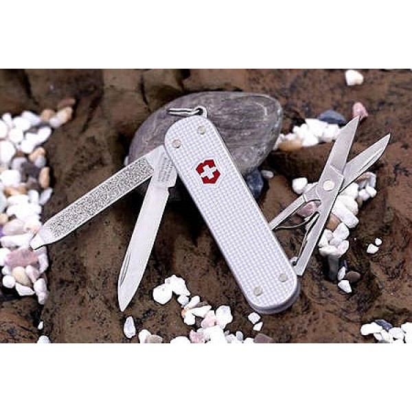 Складаний ніж Victorinox Classic Alox 0.6221.26