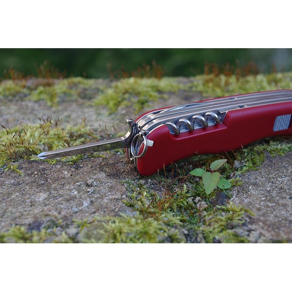 Складаний ніж Victorinox Outrider 0.9023