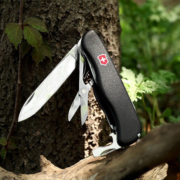 Складаний ніж Victorinox Outrider 0.9023.3