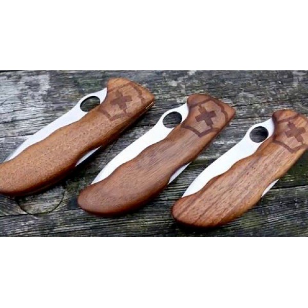 Складаний ніж Victorinox HUNTER PRO One hand 0.9410.63