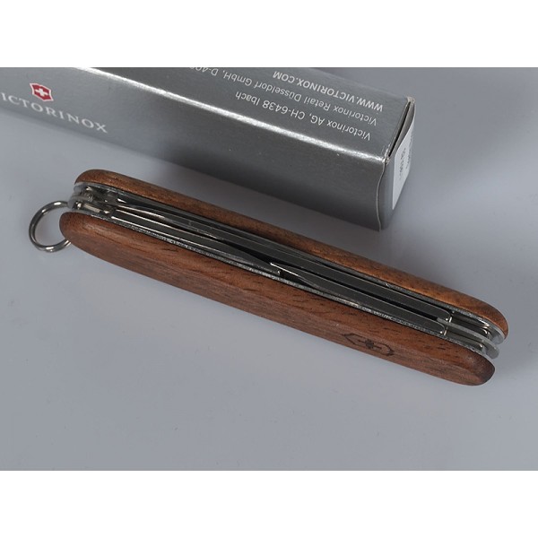 Складаний ніж Victorinox Spartan Wood 1.3601.63