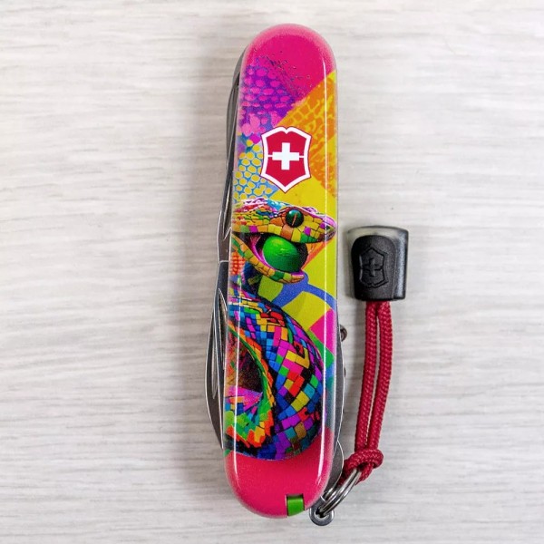 Складаний ніж 91мм Victorinox" Huntsman Zodiac 15 функцій, Змія-тенісист (1.3713_Z4300pk)