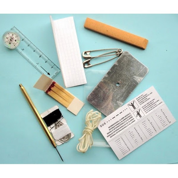 Набір виживання Victorinox Swiss Champ Deluxe SOS Set 1.8810