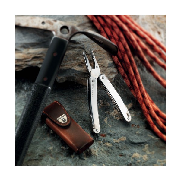 Мультитул Victorinox Swisstool Spirit 3.0227.L1 у шкіряному чохлі з поворотною кліпсою
