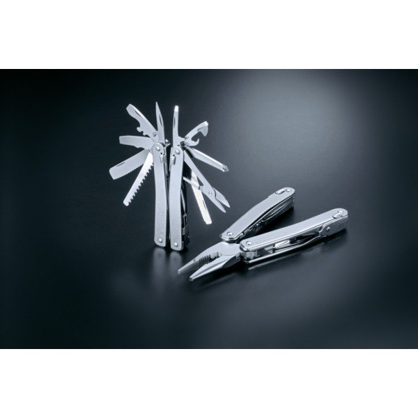 Мультитул Victorinox Swisstool Spirit 3.0227.L1 у шкіряному чохлі з поворотною кліпсою