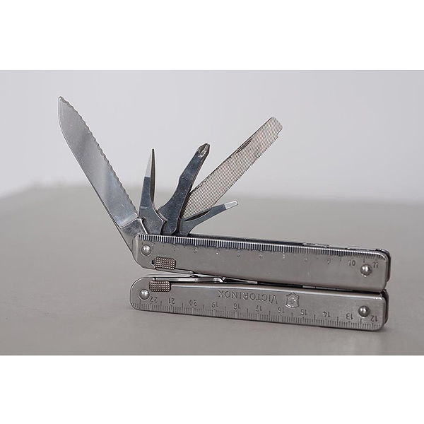 Мультитул Victorinox Swisstool 3.0323.L