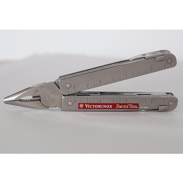 Мультитул Victorinox Swisstool 3.0323.L