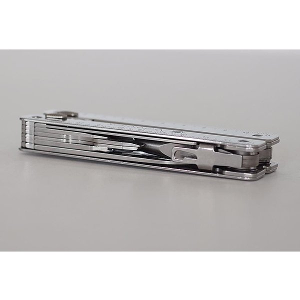 Мультитул Victorinox Swisstool 3.0323.L