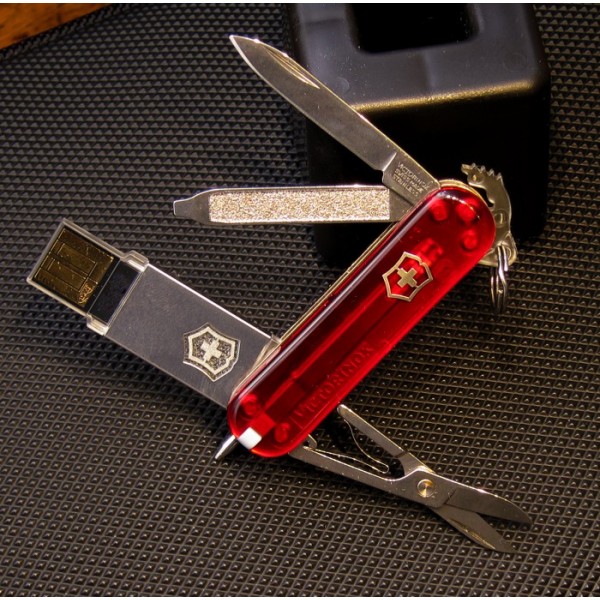 Складаний ніж Victorinox@Work 4.6125.TG32B з usb-модулем 32ГБ