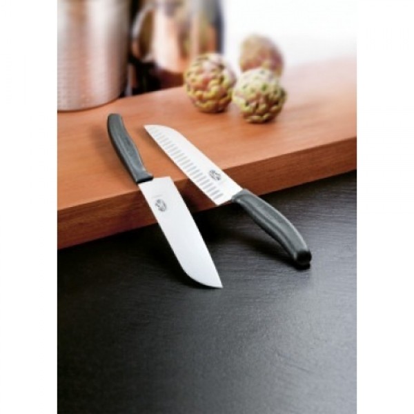 Кухонний ніж Victorinox SwissClassic Santoku 6.8503.17