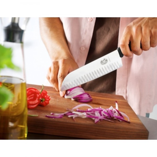 Кухонний ніж Victorinox 6.8523.17G