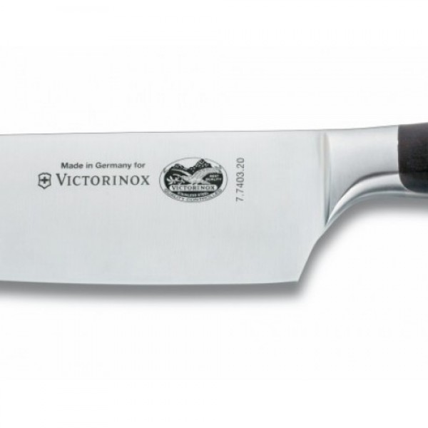 Кухонний кований професійний шеф-ніж Victorinox 7.7403.20G у подарунковій упаковці